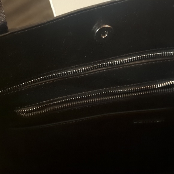 Calvin Klein large tote - Picture 4 of 4